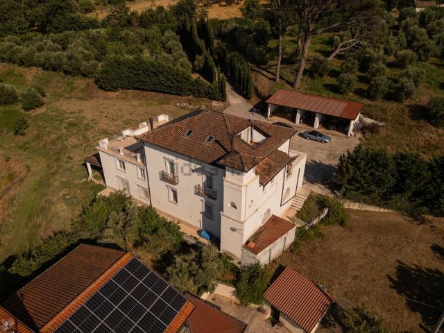 Case e ville in vendita di 700 m² in Contrada Madonna della Salute