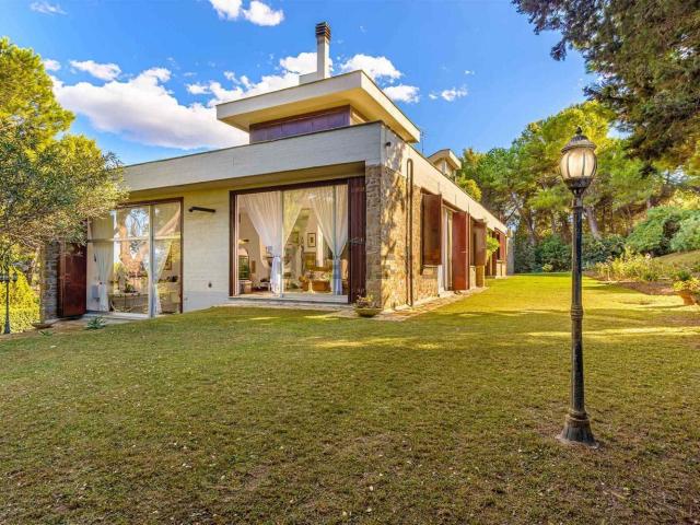 Case e ville in vendita di 700 m² in Località Fabbricciane