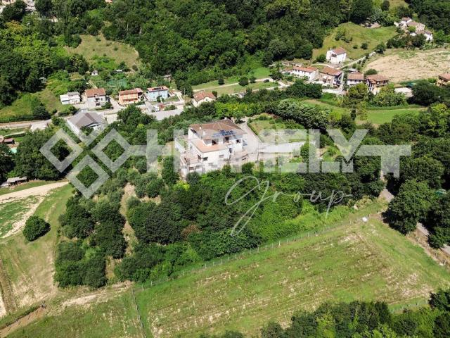 Case e ville in vendita di 700 m² in Strada di Ripabianca, 7