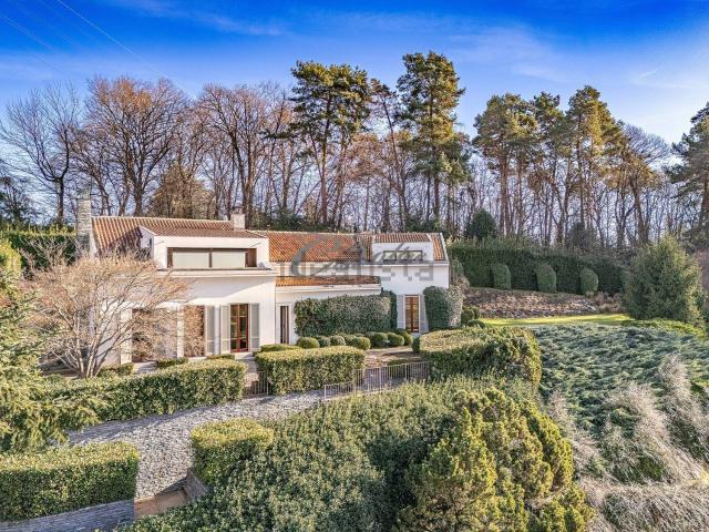 Case e ville in vendita di 700 m² in Strada Privata del Ronco, 46