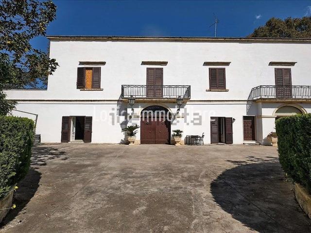 Case e ville in vendita di 700 m² in Strada Provinciale 7