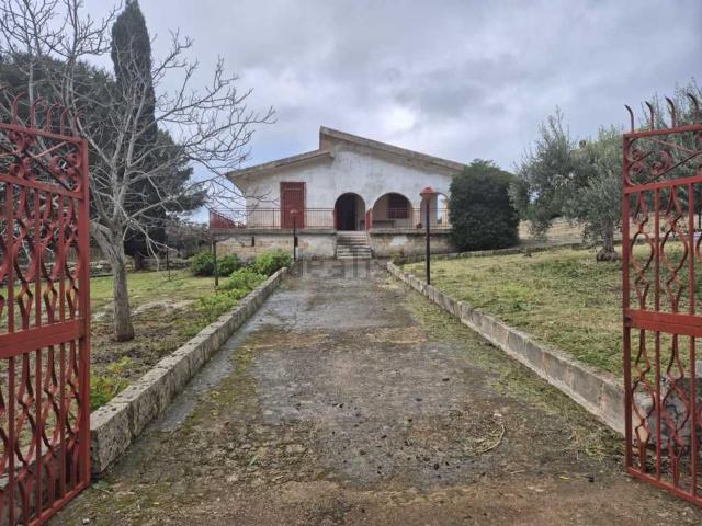 Case e ville in vendita di 70 m² in Contrada Lenza Vacche