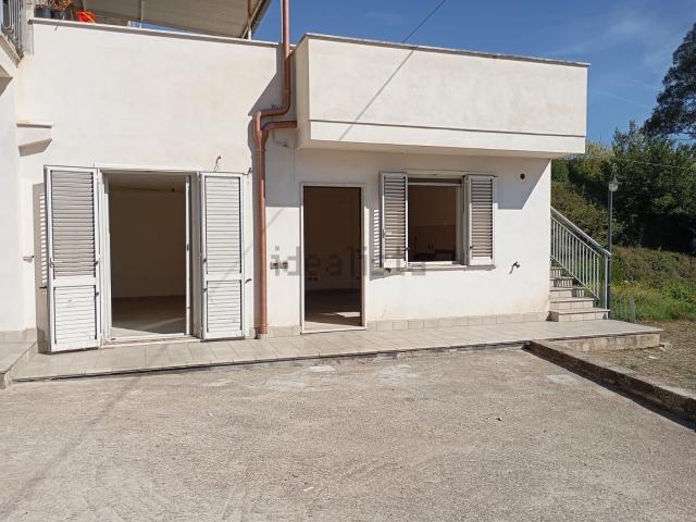 Case e ville in vendita di 70 m² in Via degli Archi, 26