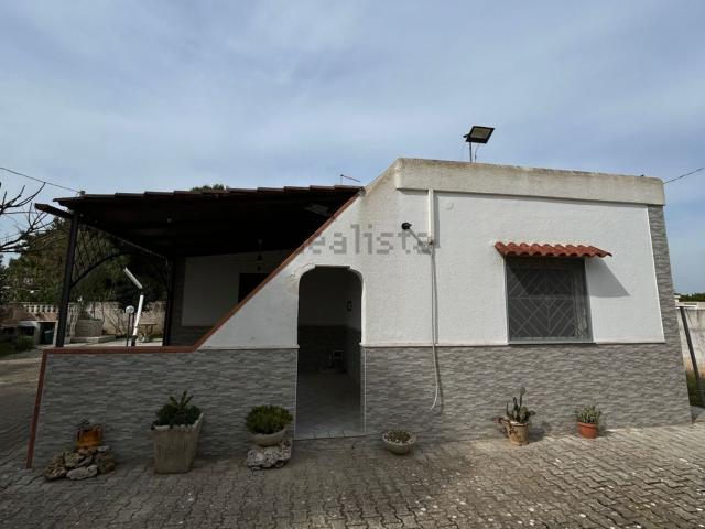 Case e ville in vendita di 72 m² in Via Tabra, 14