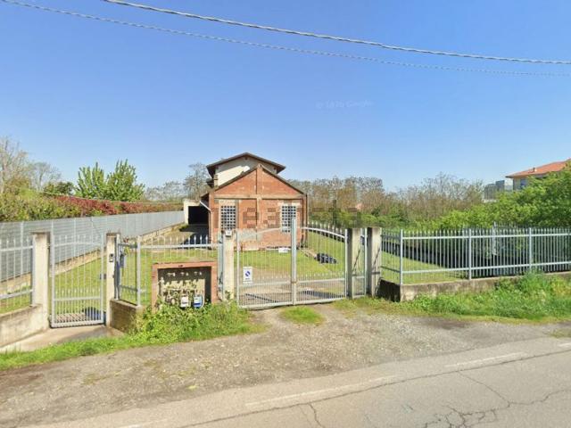 Case e ville in vendita di 731 m² in Via Tortona