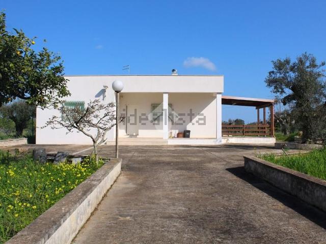 Case e ville in vendita di 77 m² in Contrada Specchia di Mare