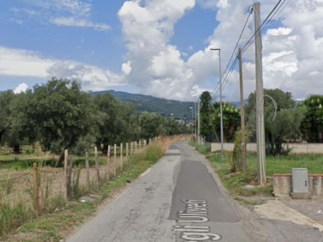 Case e ville in vendita di 745 m² in Via degli Uliveti