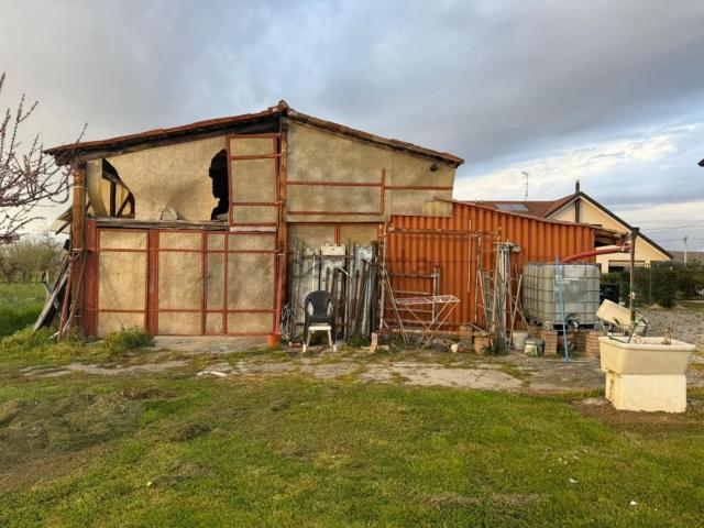Case e ville in vendita di 750 m² in Via Appia Monterosso