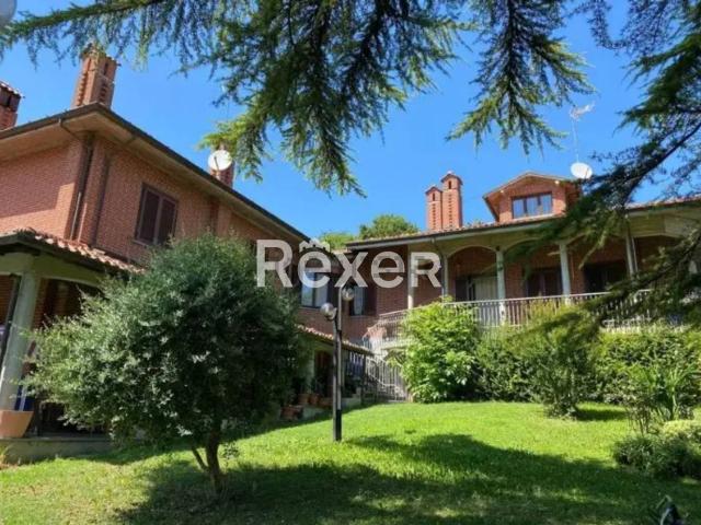 Case e ville in vendita di 750 m² in Via Martiri della Libertà