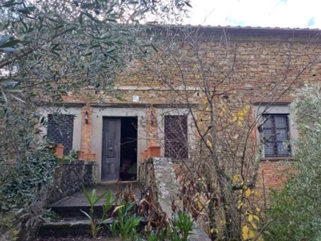 Case e ville in vendita di 7570 m² in Via Madonna del Bagno