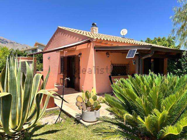 Case e ville in vendita di 75 m² in Contrada Fraginesi