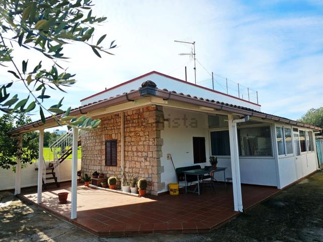 Case e ville in vendita di 75 m² in Strada Comunale San Luigi