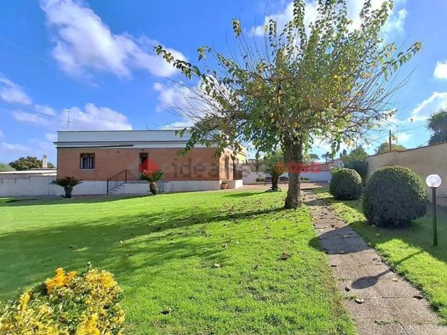 Case e ville in vendita di 75 m² in Via Elba, 28