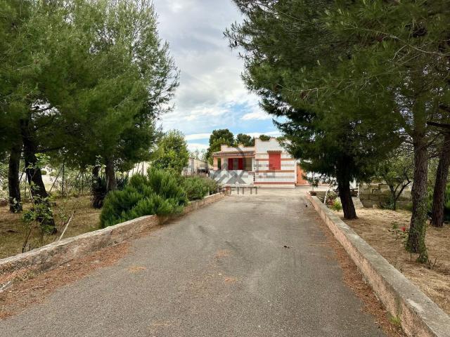 Case e ville in vendita di 75 m² in Viale Montevitolo, 214