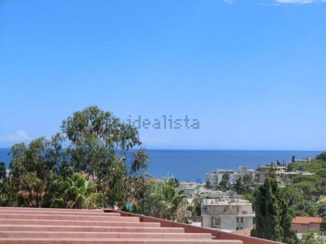 Case e ville in vendita di 800 m²