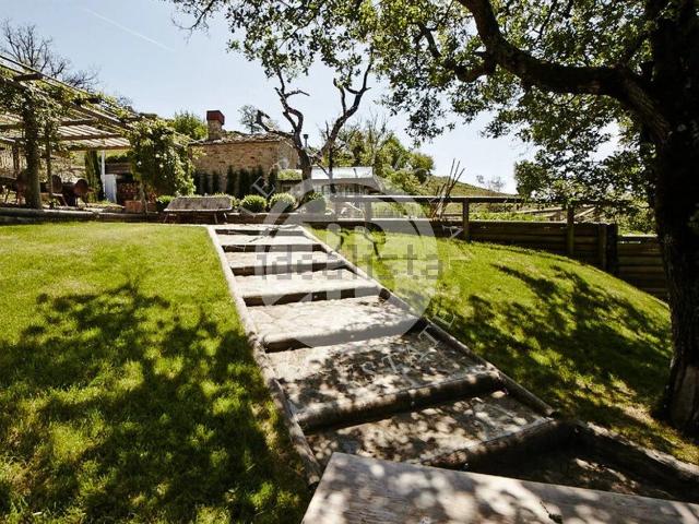 Case e ville in vendita di 800 m²