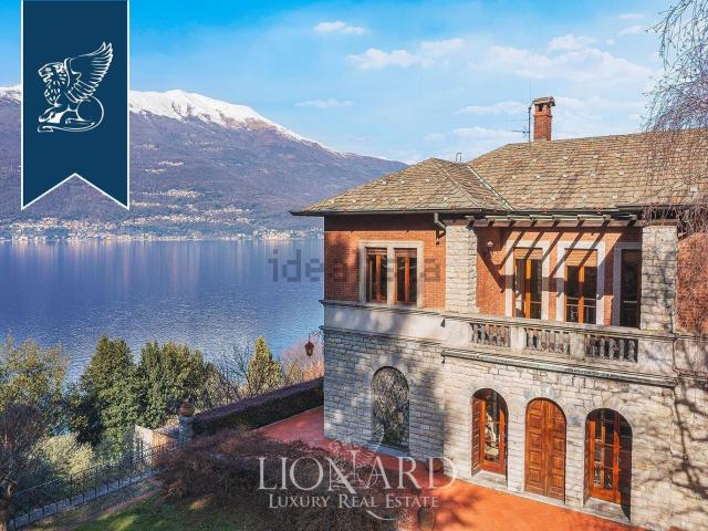 Case e ville in vendita di 800 m²