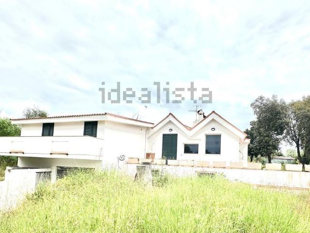 Case e ville in vendita di 800 m²