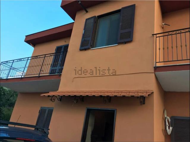 Case e ville in vendita di 80 m² in Contrada Chiano