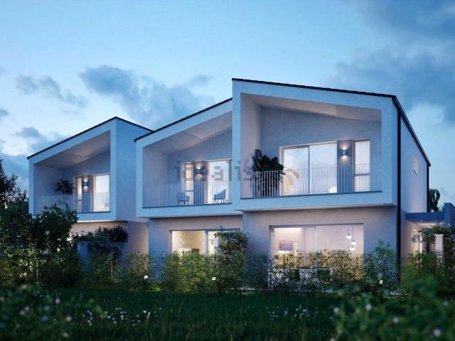 Case e ville in vendita di 80 m² in Via Caduti del Lavoro