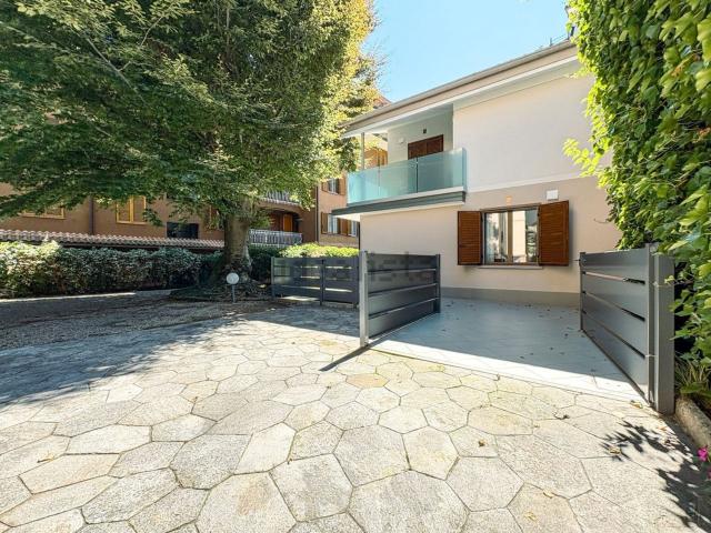 Case e ville in vendita di 80 m² in Via Duchessa di Genova, 61