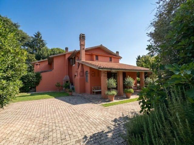 Case e ville in vendita di 80 m² in Via Lombardia