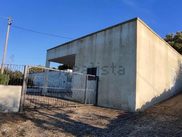 Case e ville in vendita di 80 m² in Via Paretone
