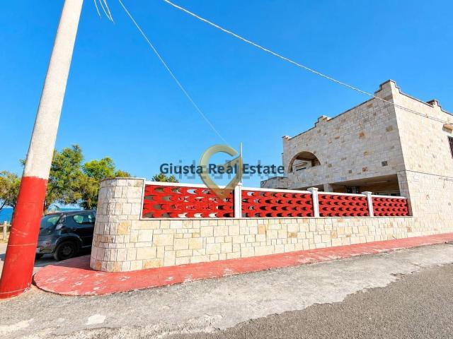 Case e ville in vendita di 80 m² in Via San Antonio, 2