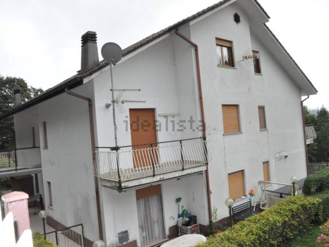 Case e ville in vendita di 80 m²