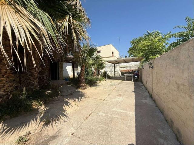 Case e ville in vendita di 80 m²