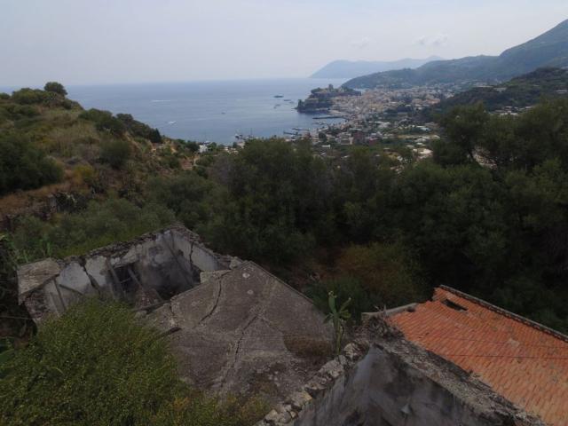 Case e ville in vendita di 810 m² in Contrada Serra