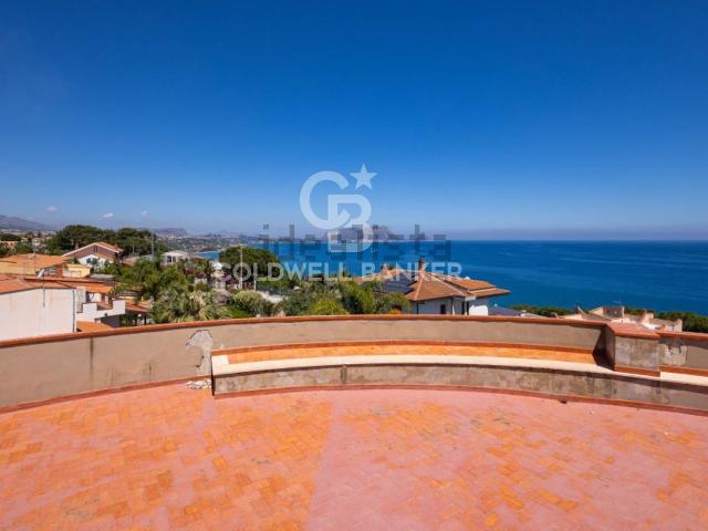 Case e ville in vendita di 810 m² in Contrada Sperone