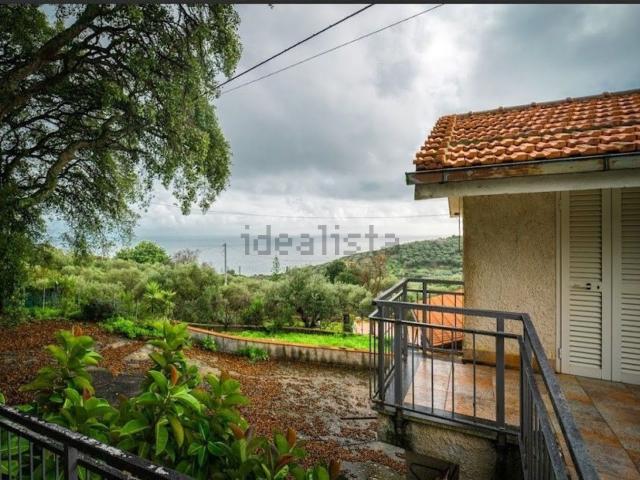 Case e ville in vendita di 82 m² in Strada della Ciana