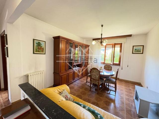 Case e ville in vendita di 87 m² in Via Empoli, 19