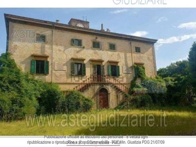 Case e ville in vendita di 850 m² in Via di Badia, 47