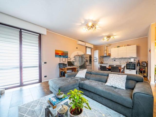 Case e ville in vendita di 855 m² in Via Ponte Asse, 25