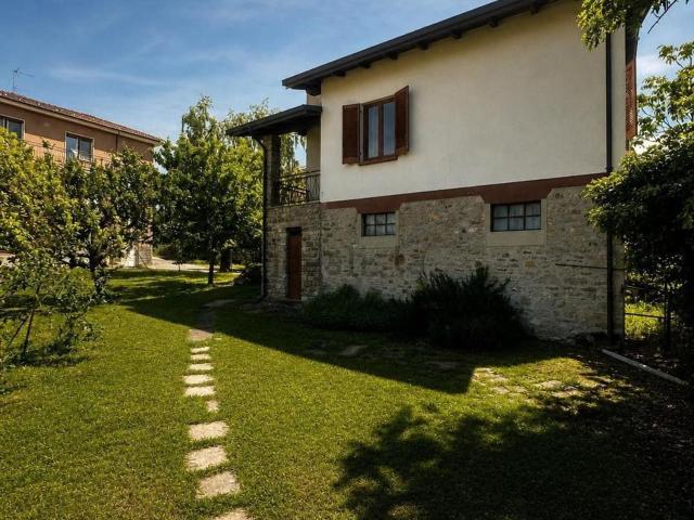 Case e ville in vendita di 85 m² in Via Alcide de Gasperi, 14