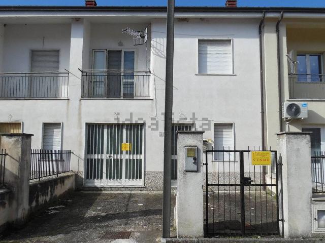 Case e ville in vendita di 85 m² in Via Antonio Vivaldi, 3