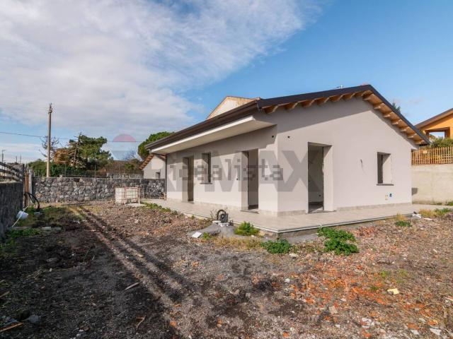 Case e ville in vendita di 85 m² in Via Beato Angelico