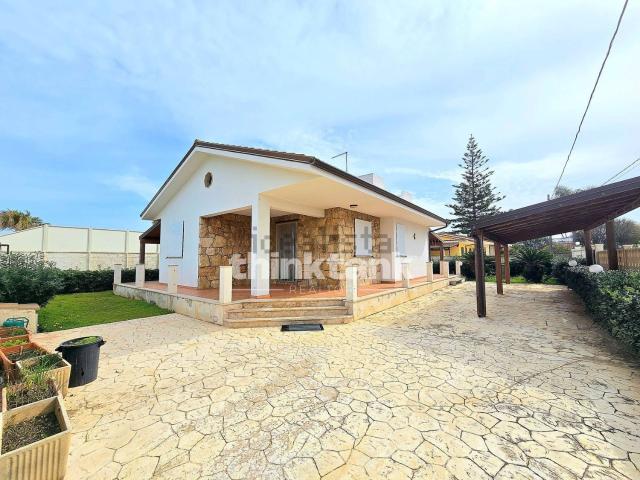 Case e ville in vendita di 85 m² in Via dell&apos Ibiscus