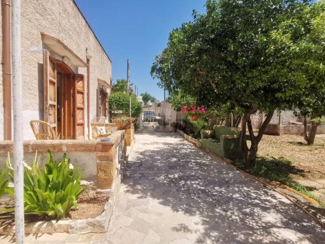 Case e ville in vendita di 85 m² in Via Giovanni Lozano