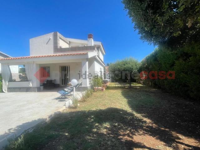 Case e ville in vendita di 85 m² in Via Isole della Caledonia e Ellice