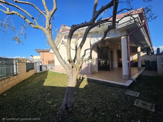 Case e ville in vendita di 85 m² in Via Maria Grazia