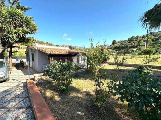 Case e ville in vendita di 85 m²