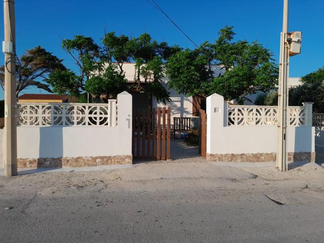 Case e ville in vendita di 86 m² in Lungomare Biscione, 130