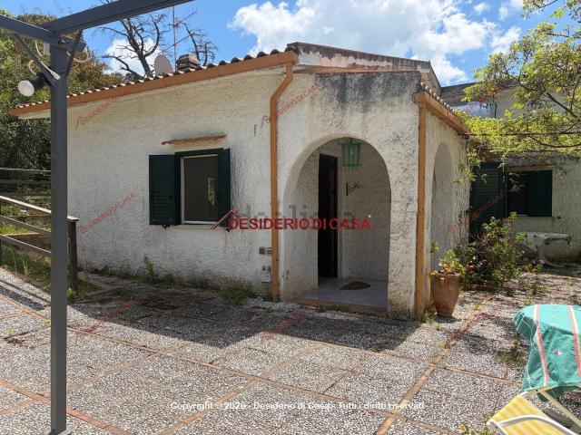 Case e ville in vendita di 86 m² in Via Campella, 43