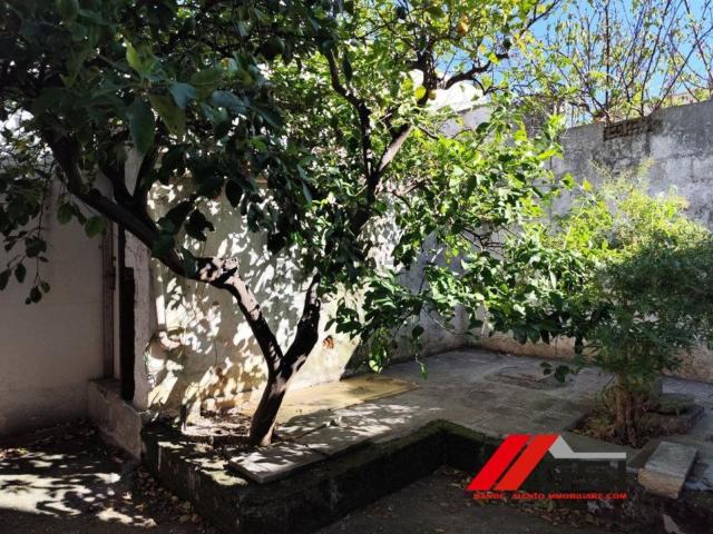 Case e ville in vendita di 86 m² in Via Goffredo Mameli, 6