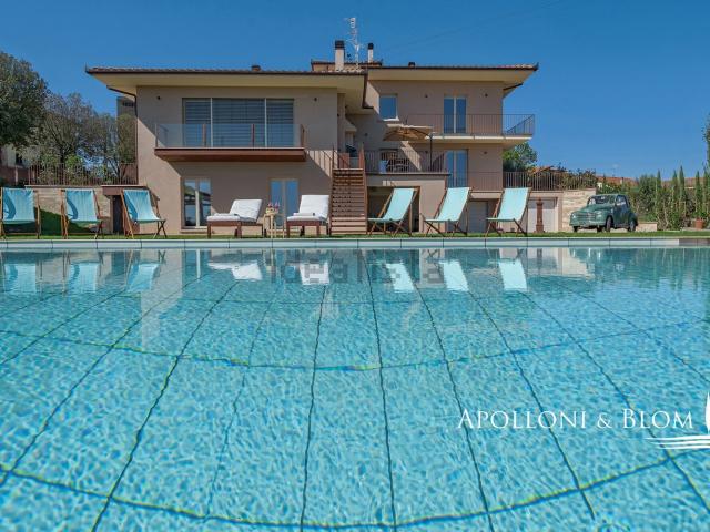 Case e ville in vendita di 880 m² in Via Ricasoli