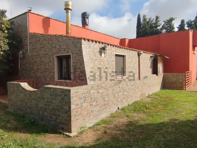 Case e ville in vendita di 88 m² in Contrada Sierri