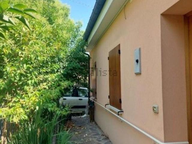 Case e ville in vendita di 89 m² in Via Alessandro Manzoni, 7